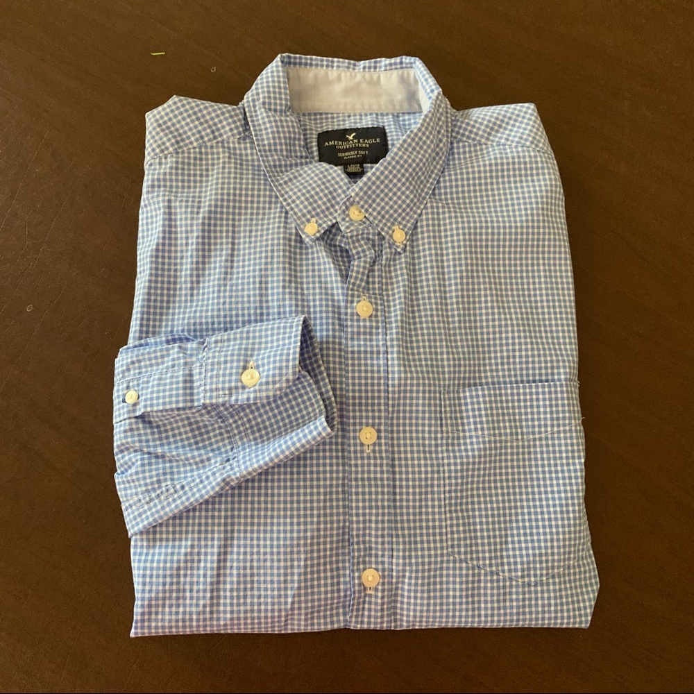 American Eagle men’s button down